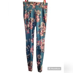 Womens Floral Print Jeans. Size XS (0-2)